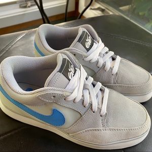 Boy’s Nike Sneakers